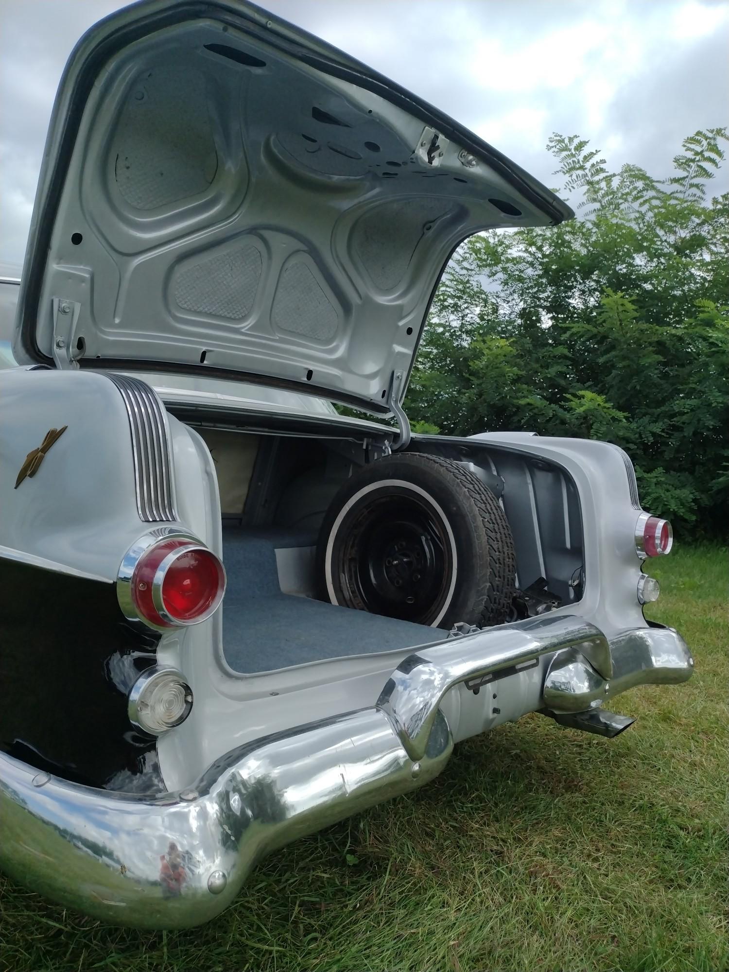 1955 PONTIAC Star Chief