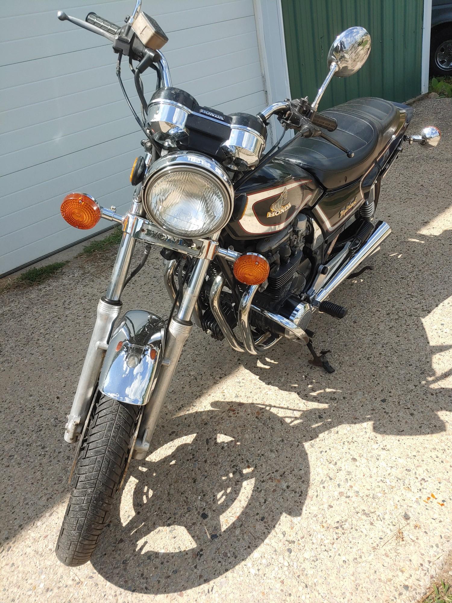1982 HONDA Nighthawk CB650