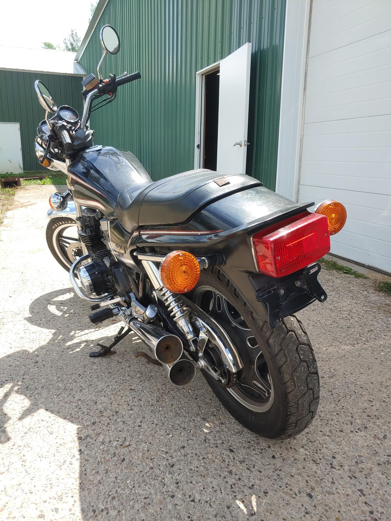 1982 HONDA Nighthawk CB650