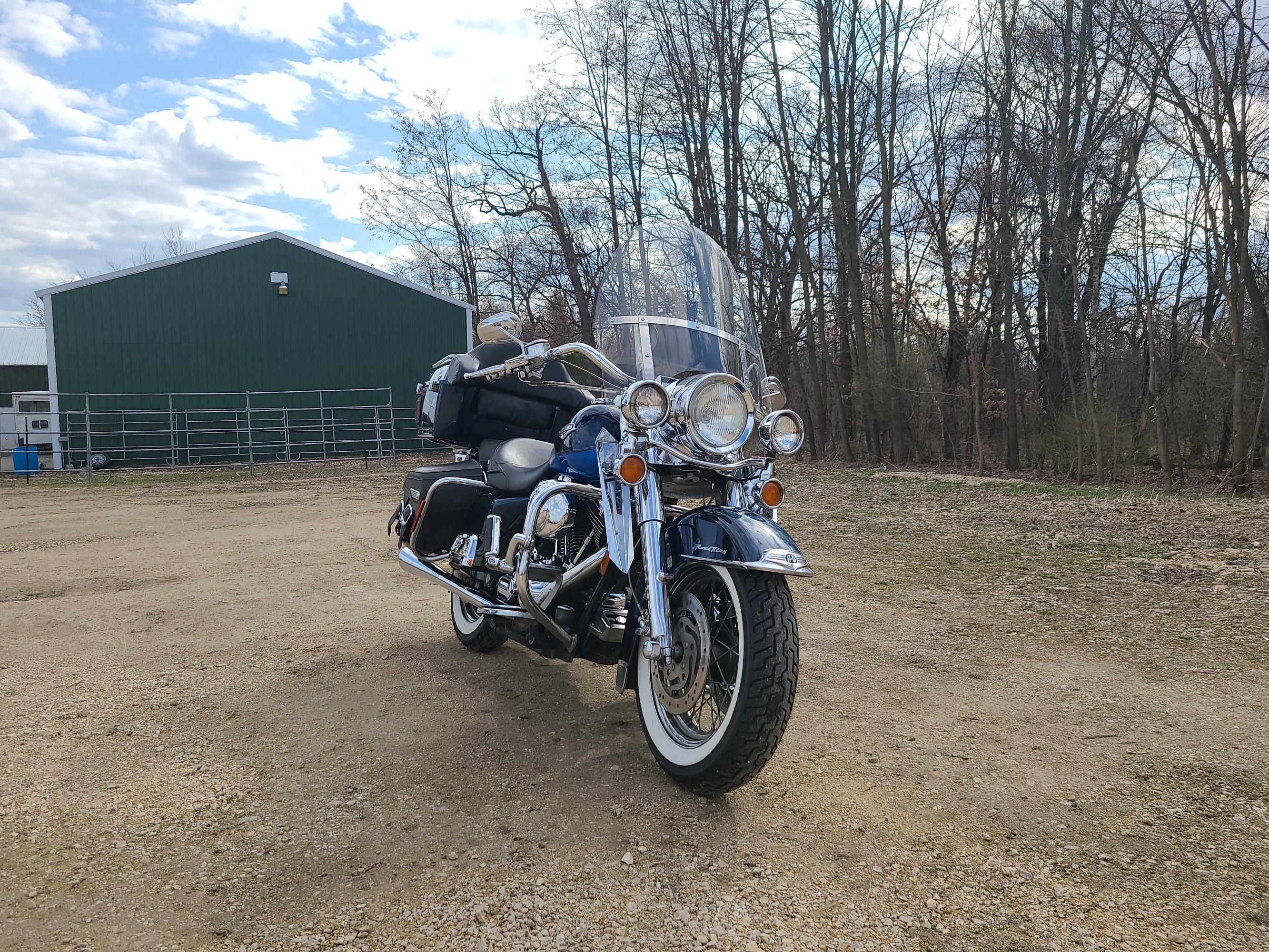 2004 Harley Davidson FLHRCI / Road King Classic