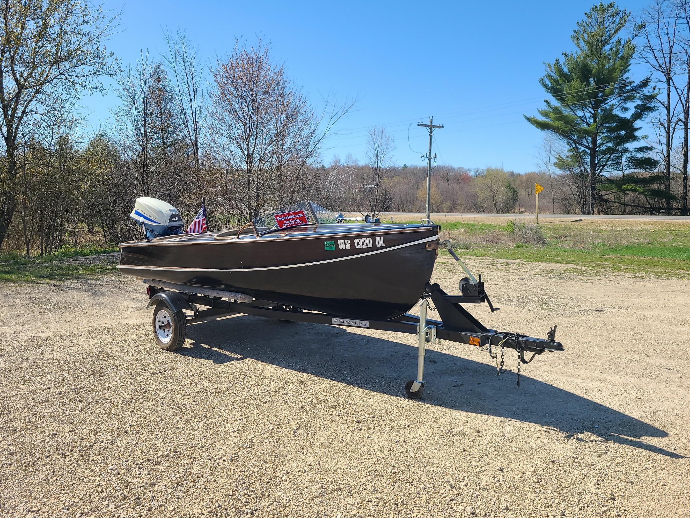 1946 Wagemaker Wolverine Boat