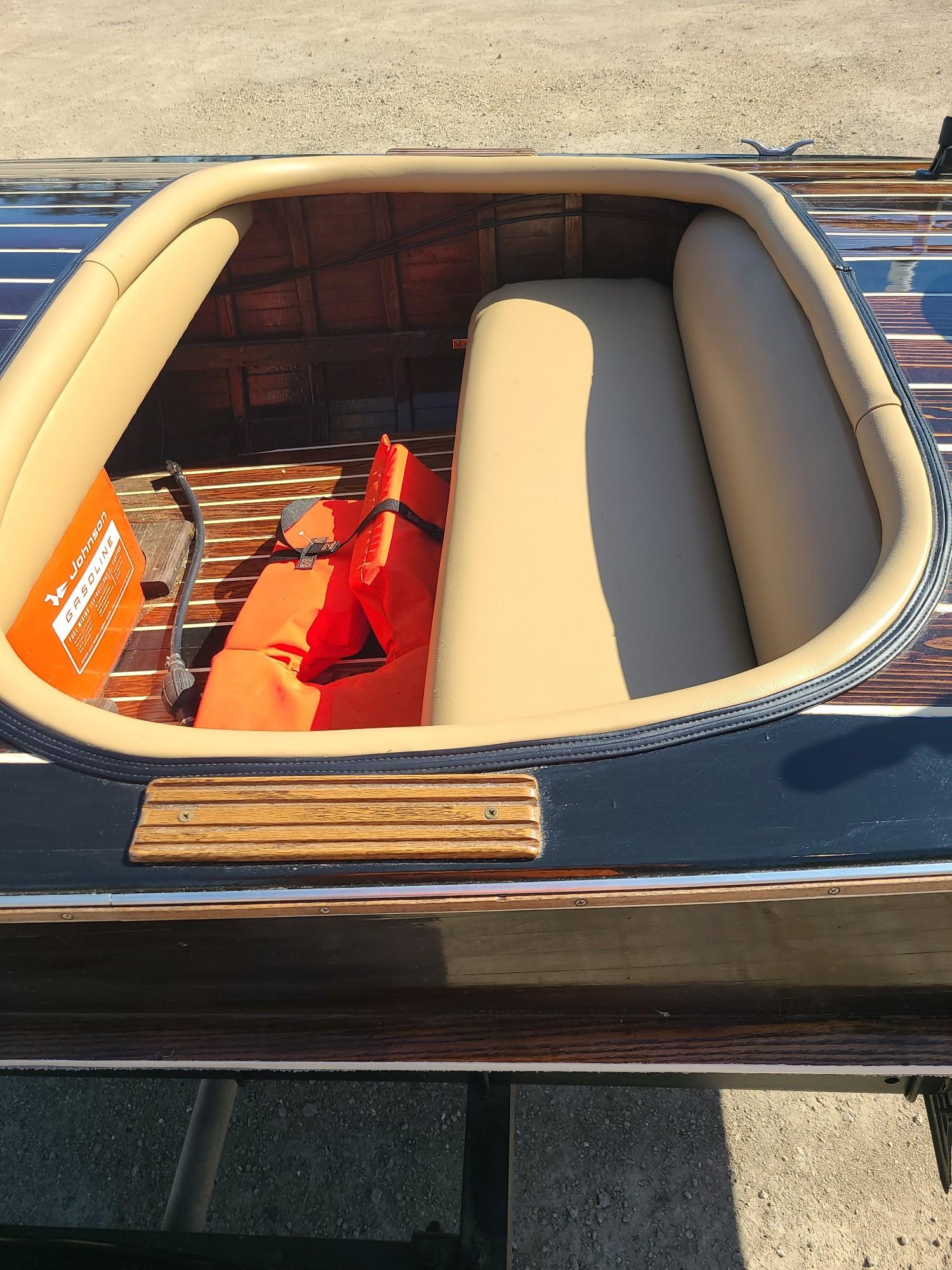 1946 Wagemaker Wolverine Boat