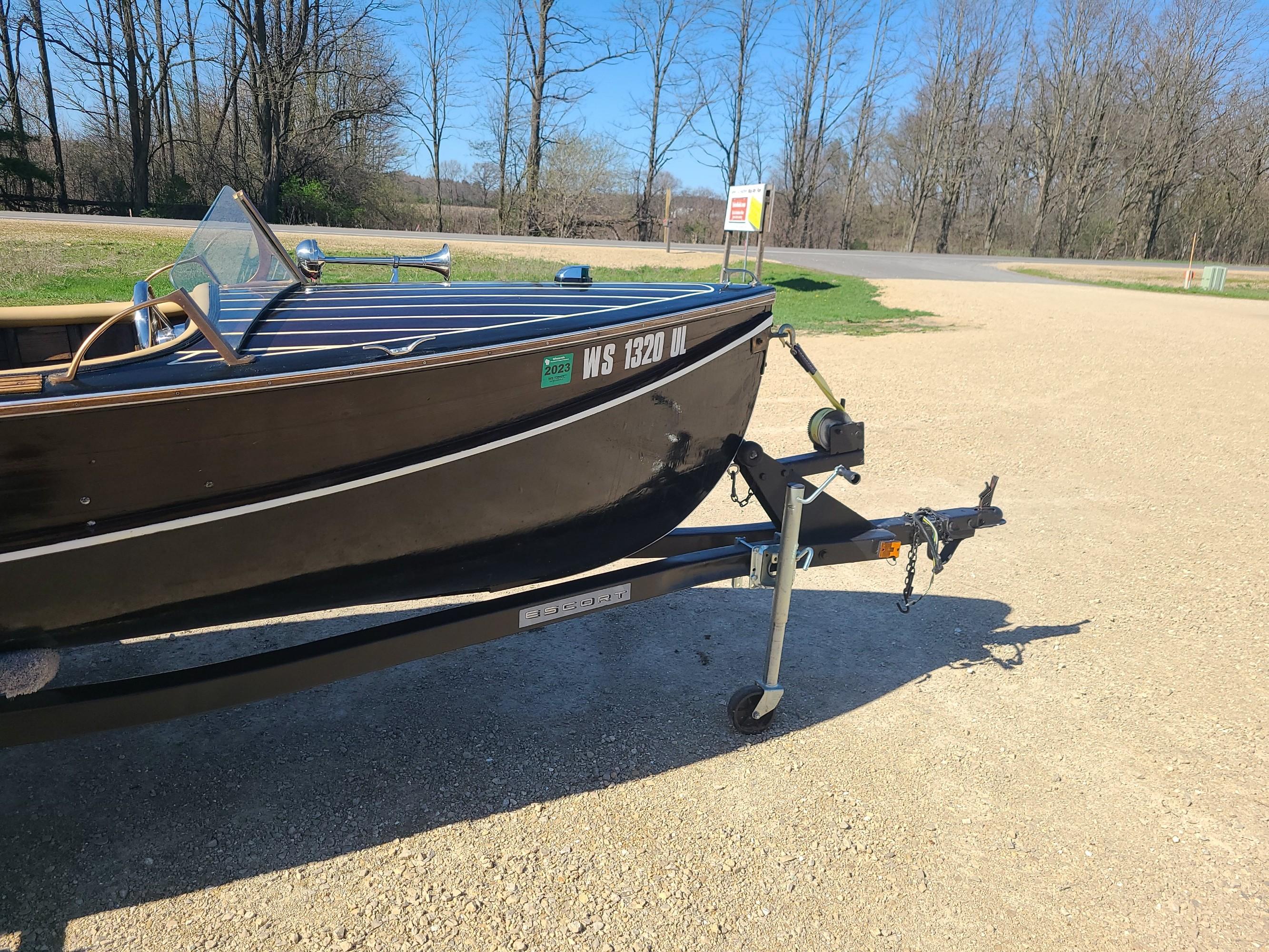 1946 Wagemaker Wolverine Boat