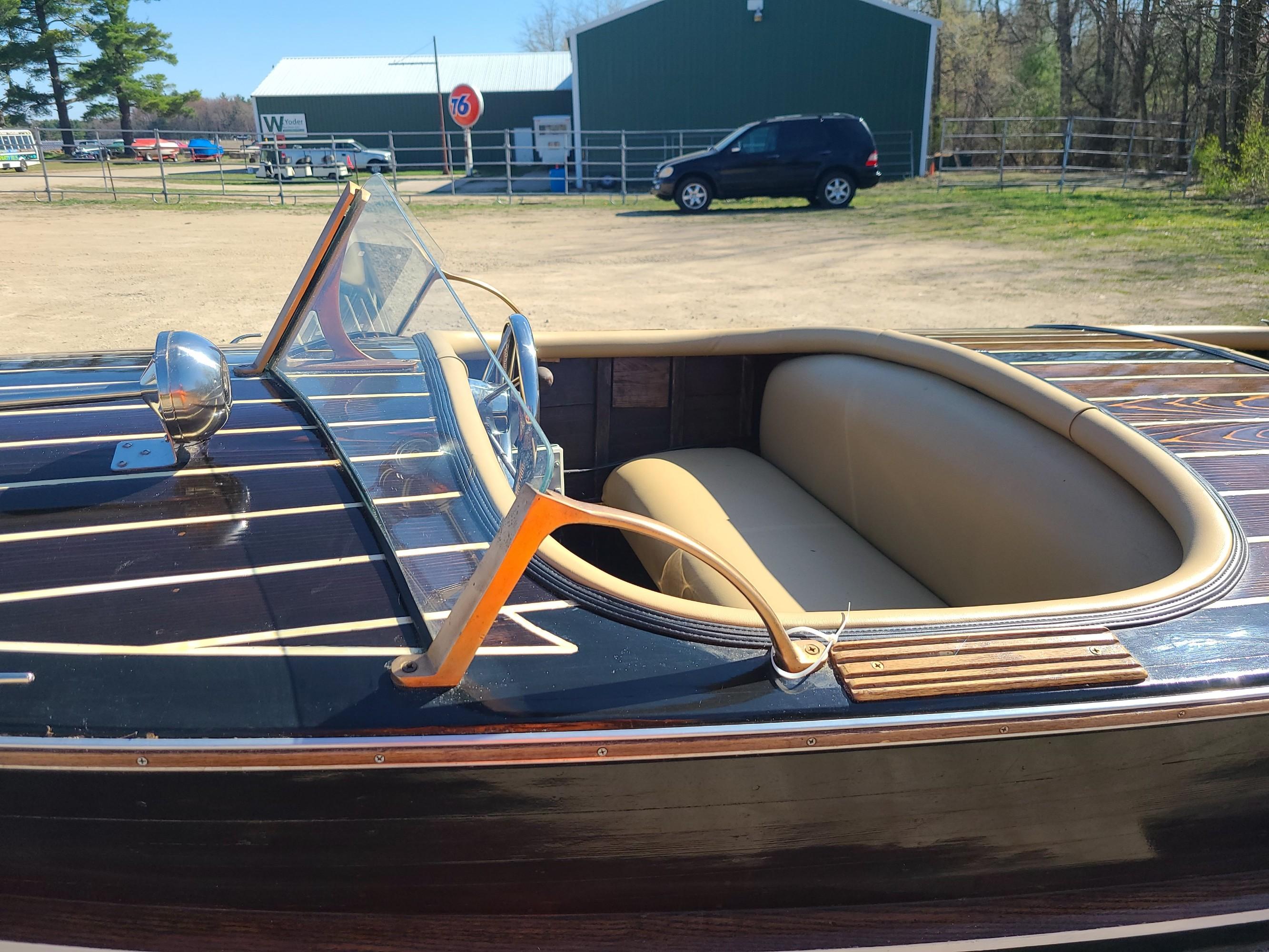 1946 Wagemaker Wolverine Boat