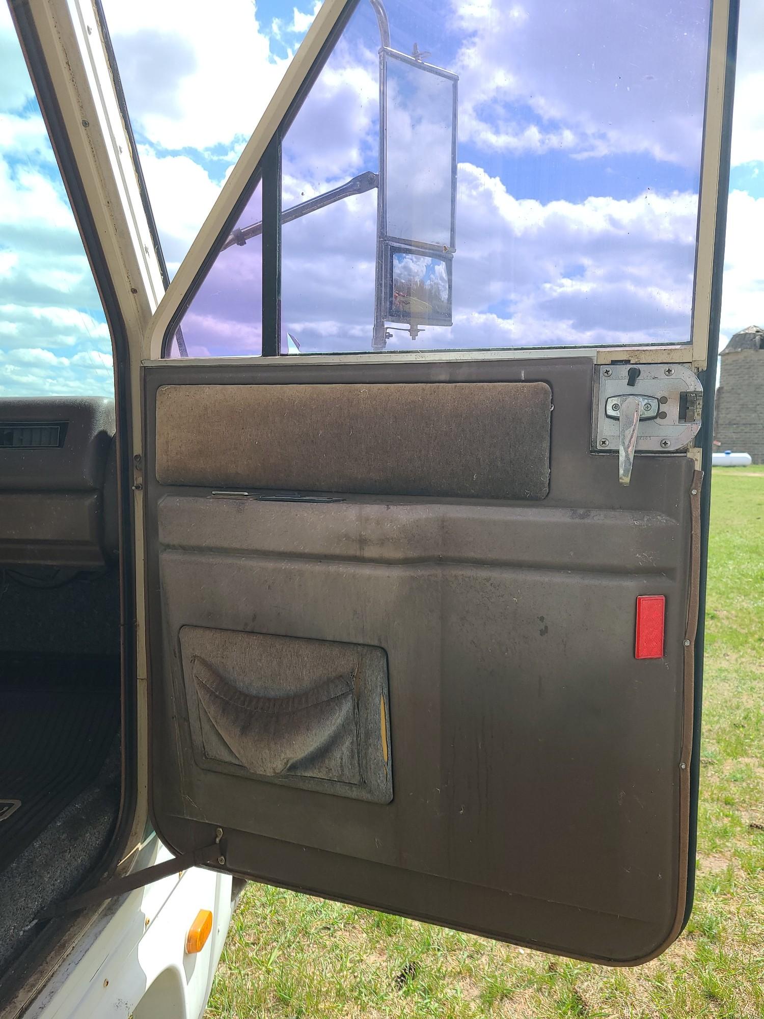 1985 Pace Arrow Motorhome