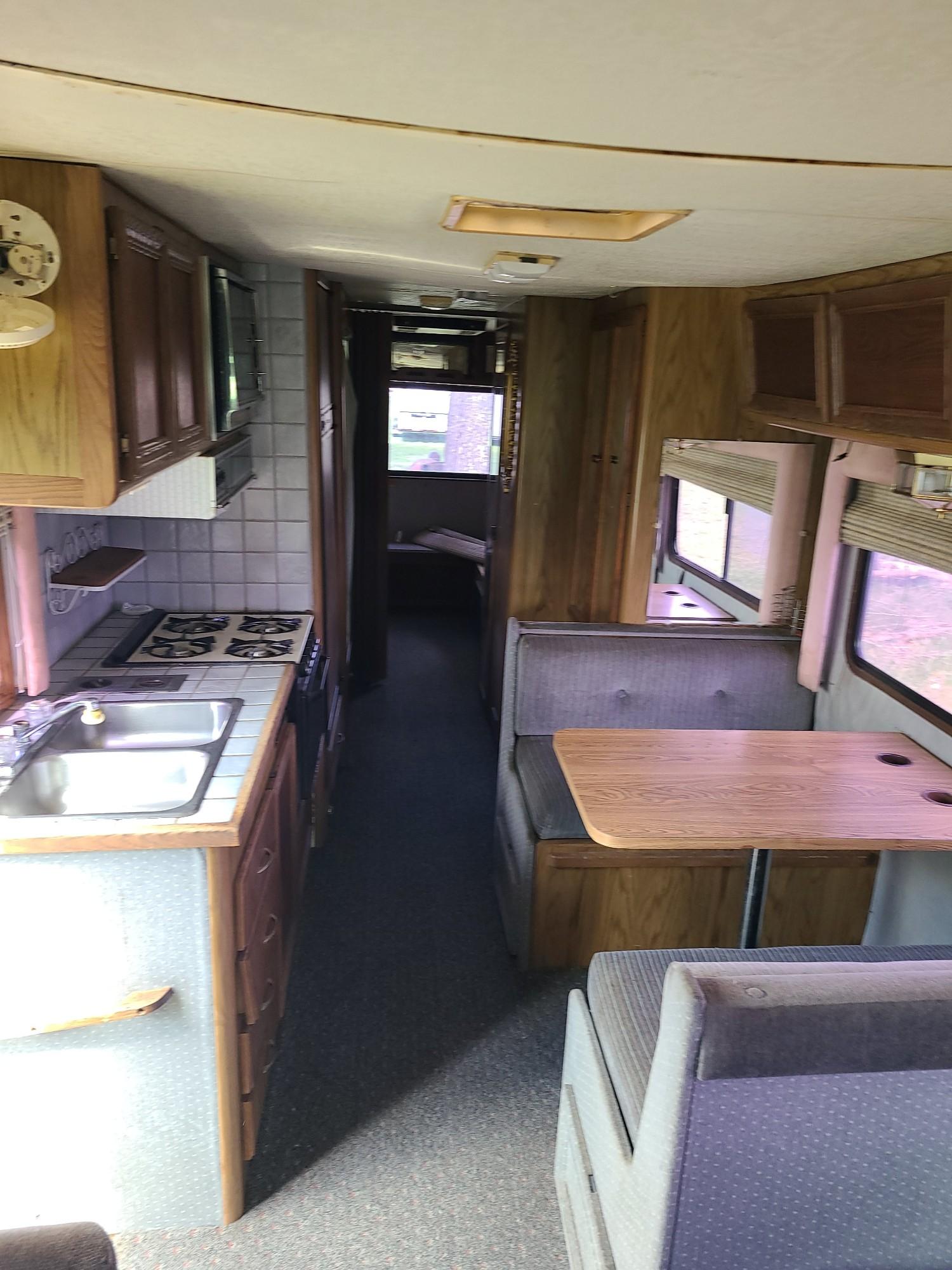 1985 Pace Arrow Motorhome