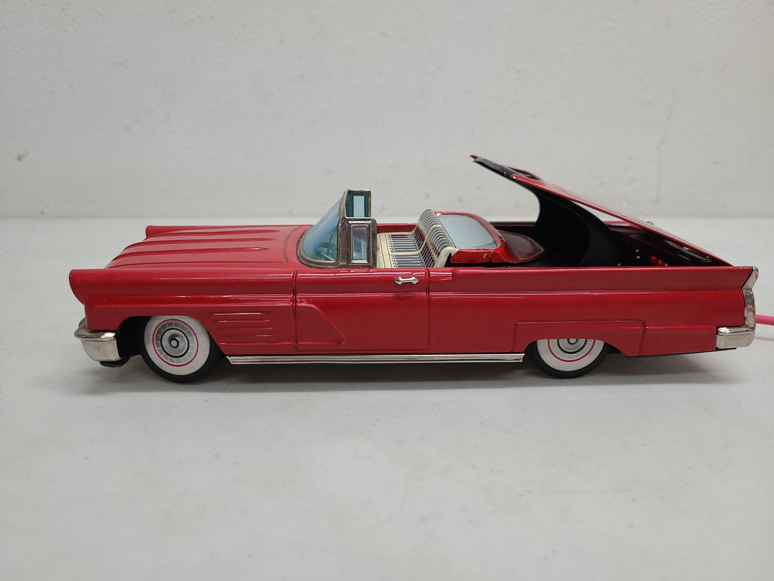 1959 Cragstan Lincoln Convertible Battery Op Tin Toy