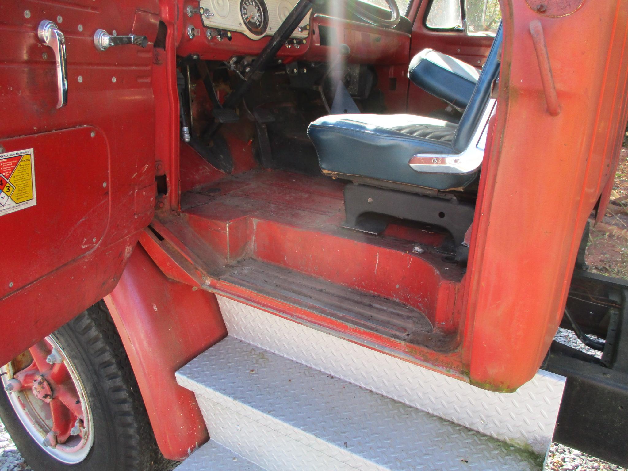 1967 FORD 750 SERIES CAB & CHASSIS-LOW MILES-10,000 ORIGINAL MILES