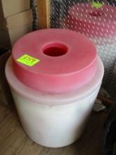 PLASTIC KEG COOLER/HOLDER