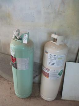 LOT-(2) TANKS SPRAY   ADHESIVE