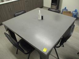 LUNCH ROOM TABLE & 4 CHAIRS