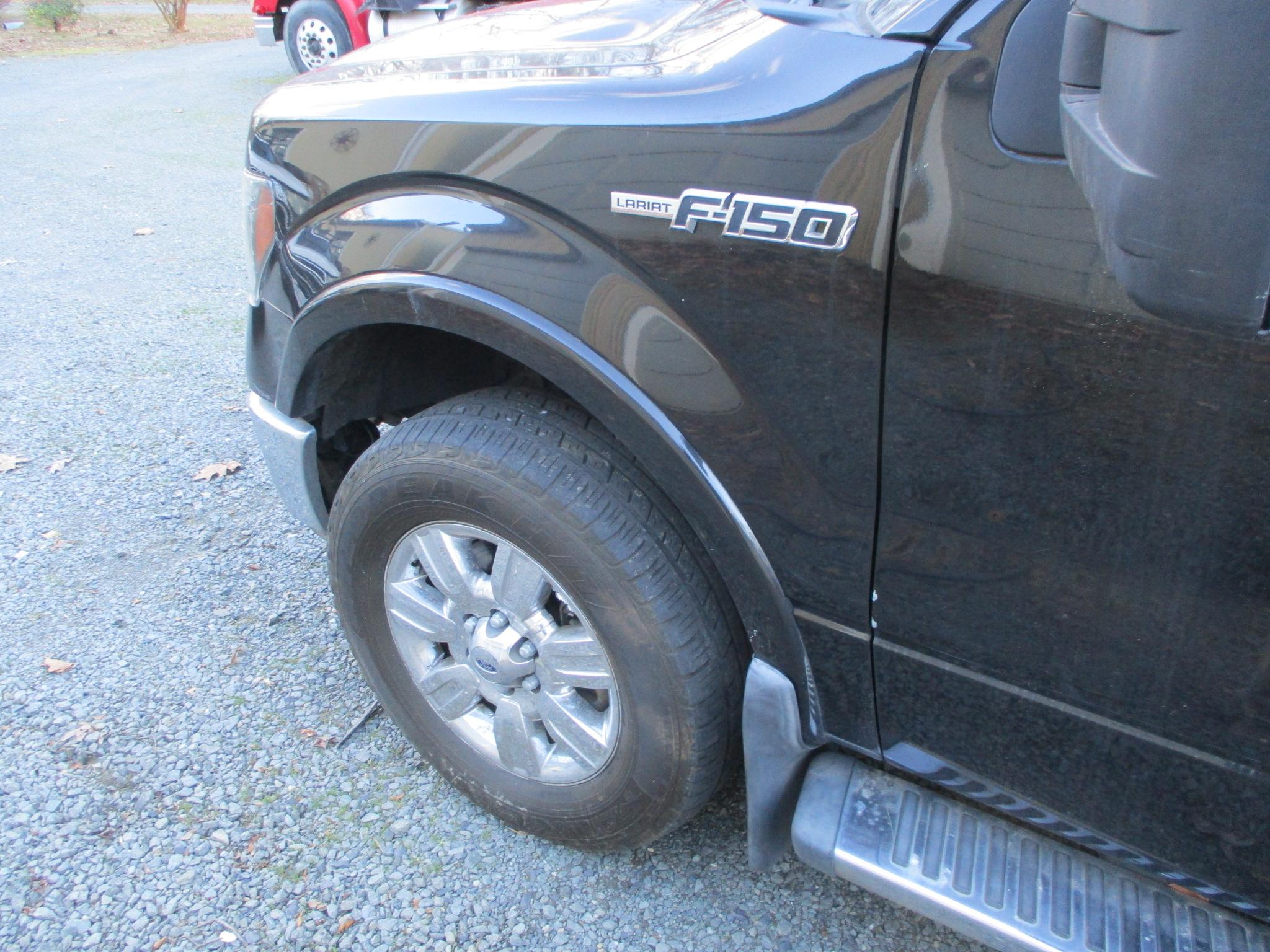 2010 FORD F-150 LARIAT  CREW CAB PICKUP 4 WD