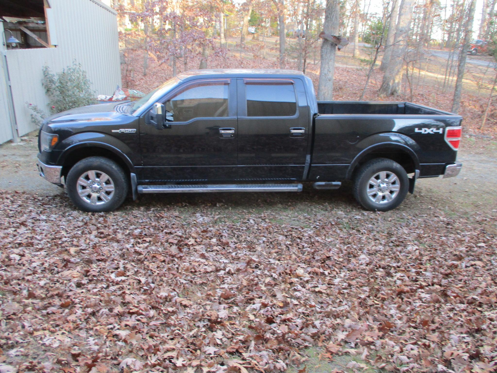 2010 FORD F-150 LARIAT  CREW CAB PICKUP 4 WD