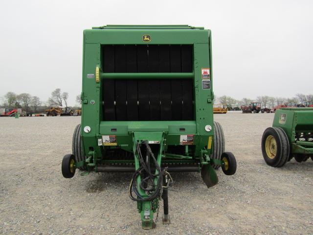 1875 569 JOHN DEERE MEGA WIDE PLUS ROUND BALER W/540 PTO & MON 20956BALE 2013 MODEL S/N:E00569XPDE40