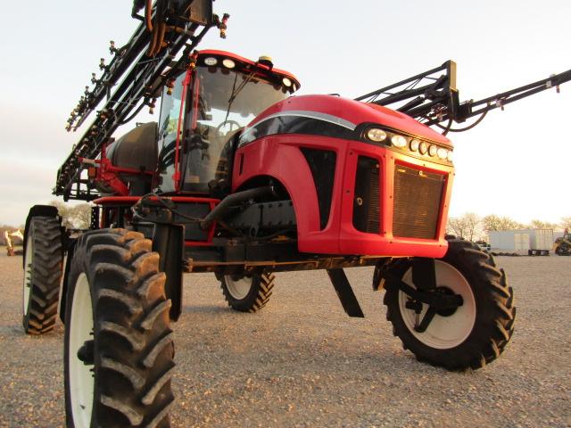 1884 AS1025 APACHE SELF PROPELLED SPRAYER C/A 380/90R46 2002HRS 2014 MODEL 90' BOOM 20'' SPACING W/