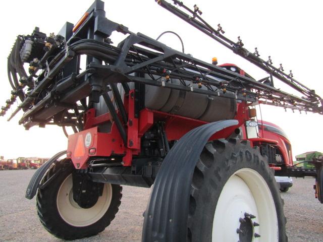 1884 AS1025 APACHE SELF PROPELLED SPRAYER C/A 380/90R46 2002HRS 2014 MODEL 90' BOOM 20'' SPACING W/