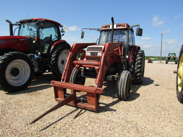 1938 5230 CASE IH C/A 2WD W/660 GB LOADER W/HAY FORK 18.4X38 4996HRS S/N:JJF1057271