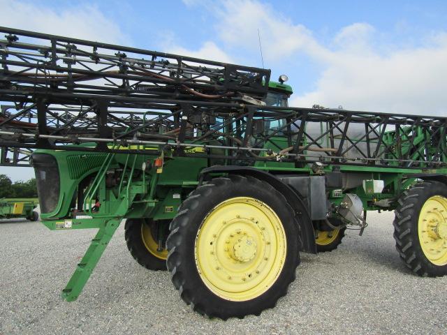 4576 4920 JOHN DEERE SELF PROPELLED SPRAYER C/A W/JOHN DEERE BROWN BOX MONITOR 3707 HOURS