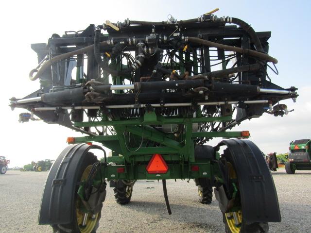 4576 4920 JOHN DEERE SELF PROPELLED SPRAYER C/A W/JOHN DEERE BROWN BOX MONITOR 3707 HOURS