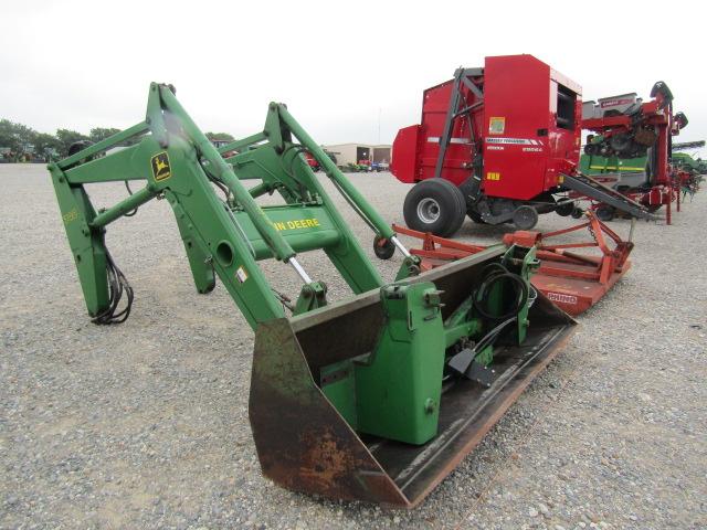 4585 740 JOHN DEERE LOADER W/BRACKETS & JOYSTICK