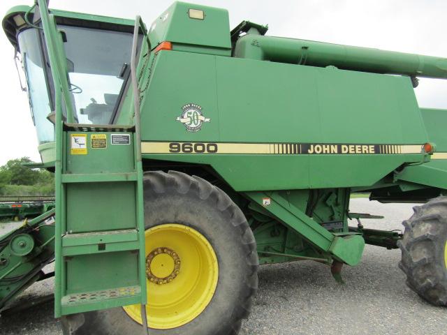 9293 9600 JOHN DEERE COMBINE C/A 4WD 5120/3614 HOURS