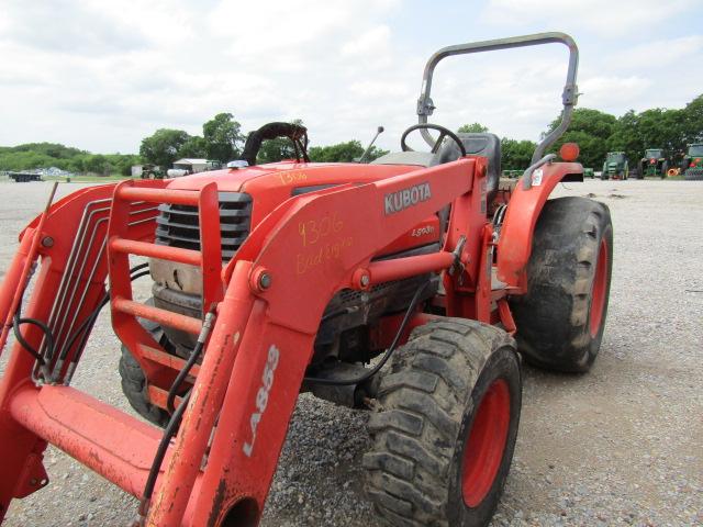 9306 L5030 KUBOTA 2 POST MFD W/LA853 KUBOTA LOADER "SALVAGE BAD ENGINE"