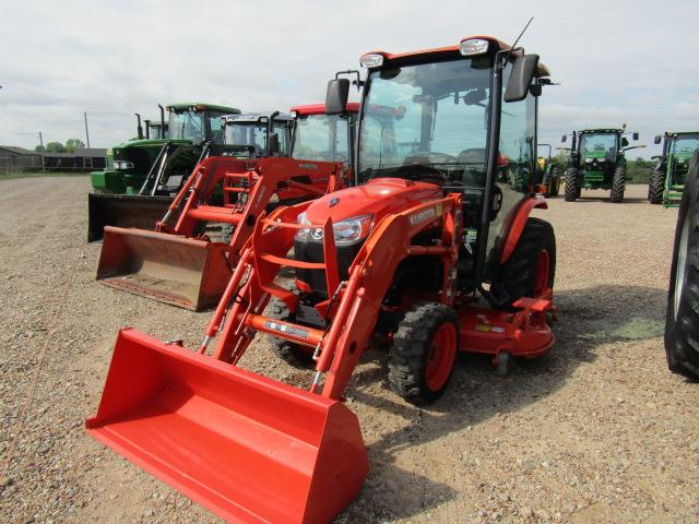 9365 B3350 KUBOTA C/A MFD W/KUBOTA LOADER W/72" MOWER DECK 92 HOURS