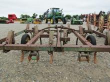 1930 1610 JOHN DEERE CHISEL PLOW 3PT S/N:000294