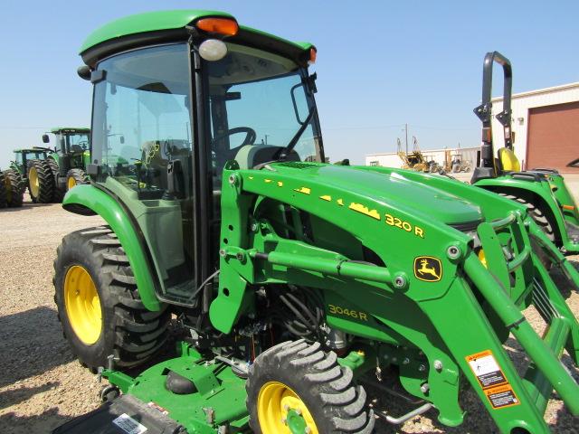 1058 3046R JOHN DEERE C/A MFD W/320R JOHN DEERE LOADER W/72D AUTO CONNECT BELLY MOWER 15X19.5 275...