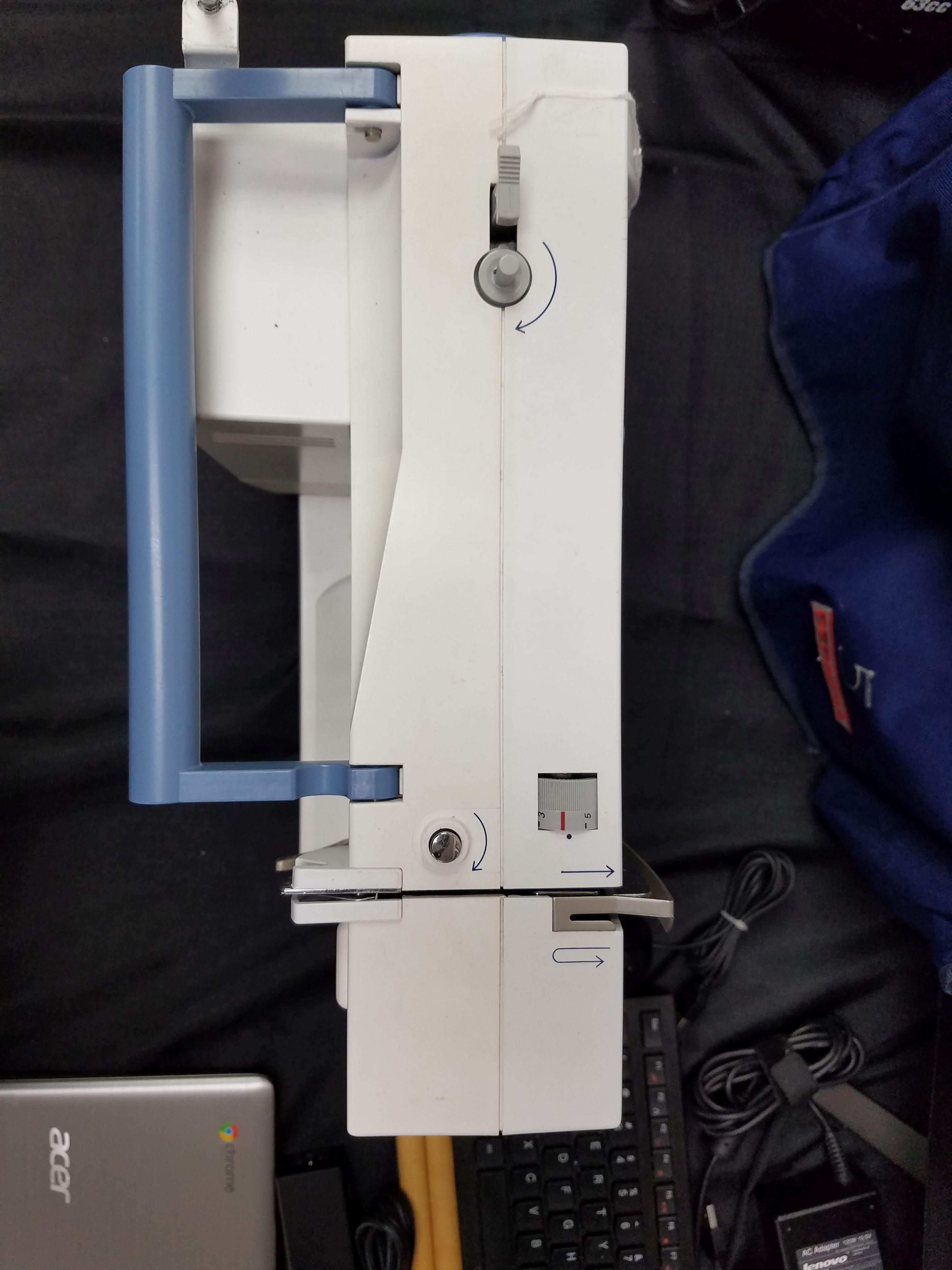 Bernina Activa Model 125 Sewing Machine with Case