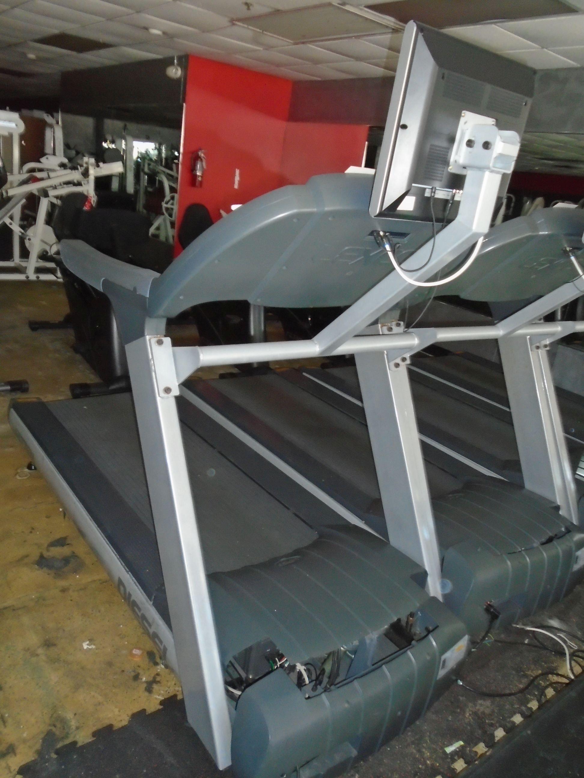 Lexco Treadmill - LGT7716M Diesel.