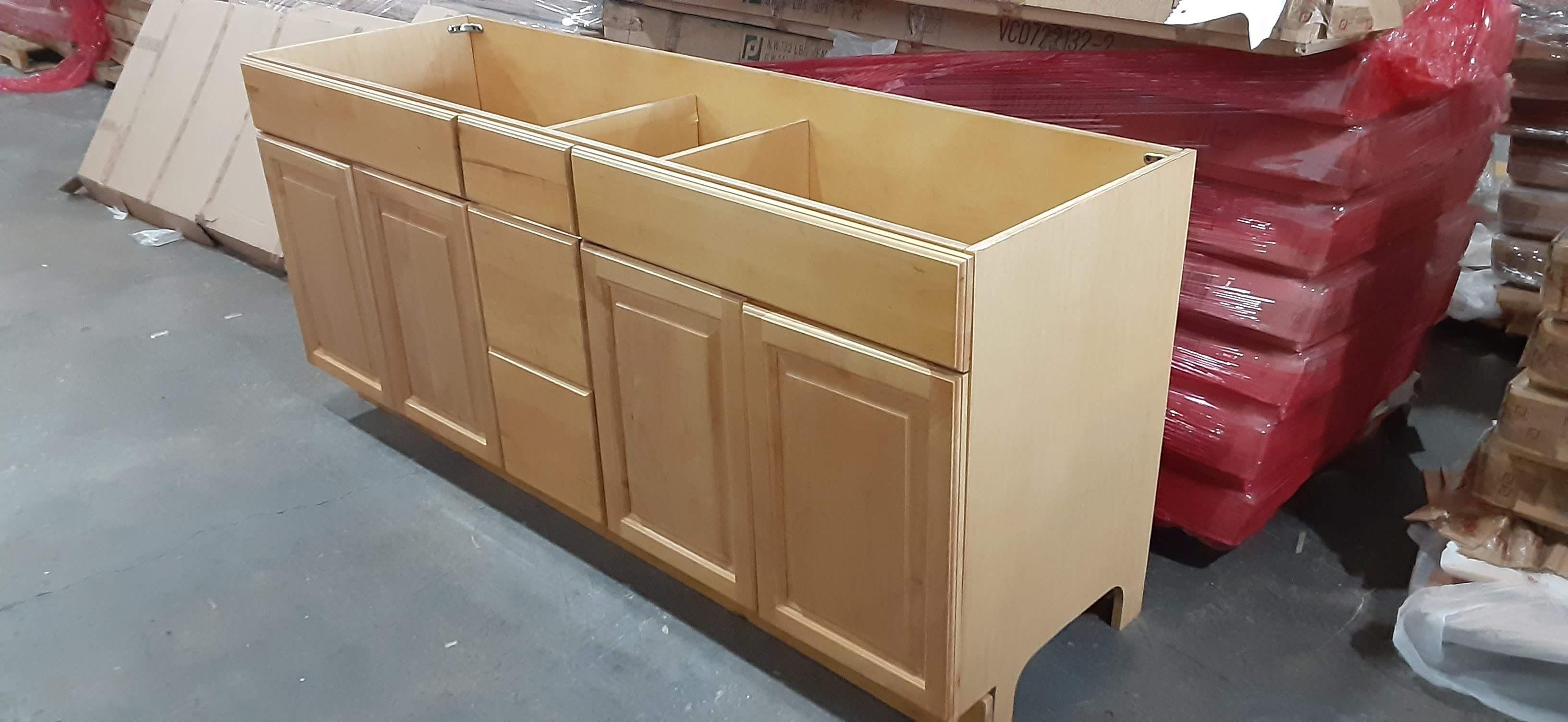 Bulk Lot 206 Cabinets & Shelving Setsitems