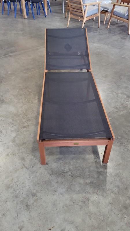 BRAND NEW OUTDOOR 100% FSC SOLID WOOD AND BLACK SLING CHAISE LOUNGER - ORIGINAL PACKAGING