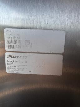 Manitowoc 1,000 Lbs Ice Machine w. Follett Bin - Model# QY1094N