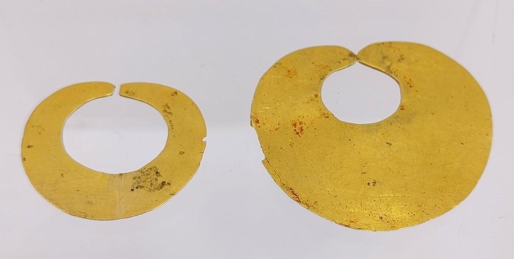 Pre-Columbian Gold Tairona Nose Ring Pair, High Karat Gold