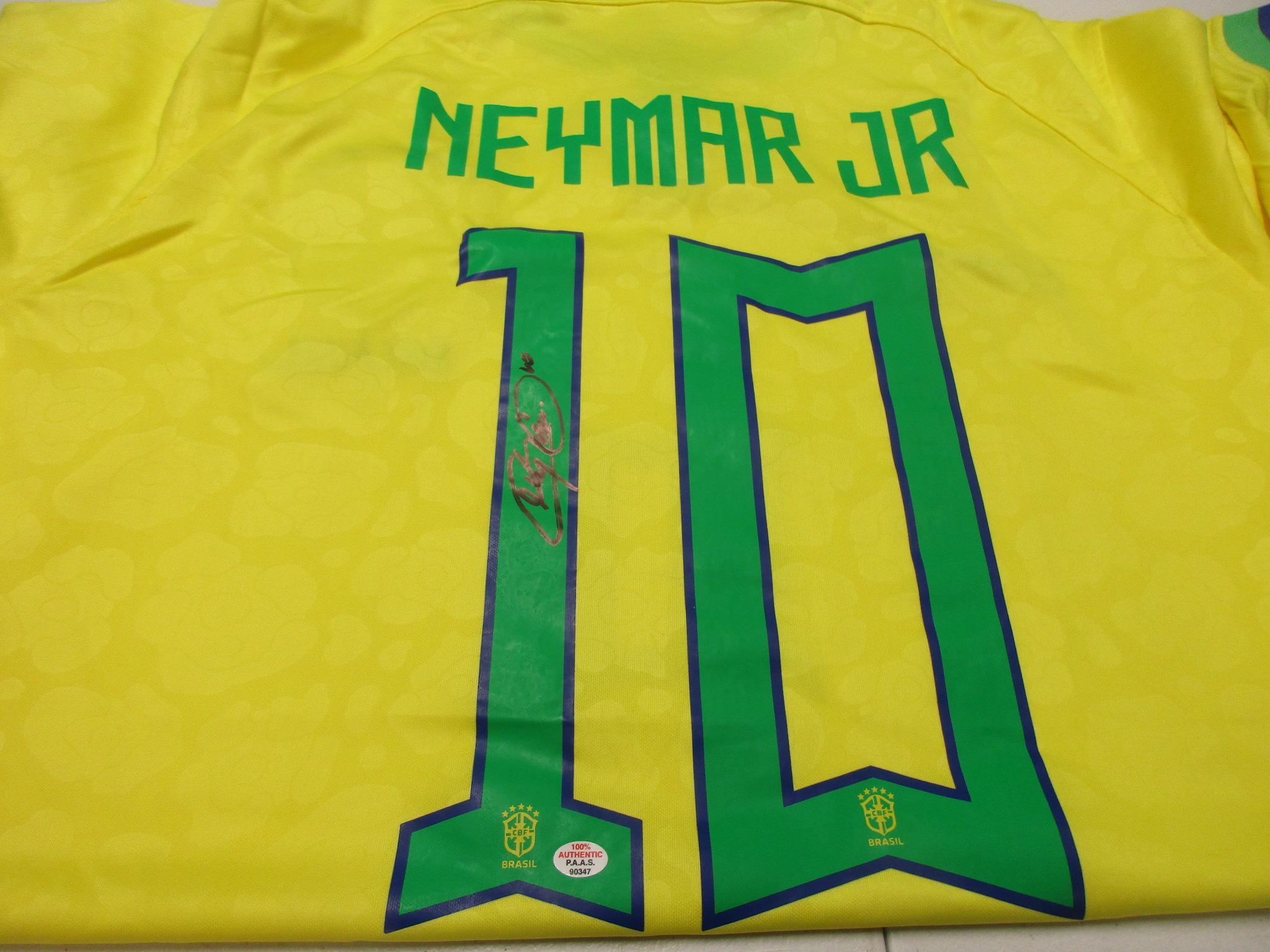 Neymar Jr of the Brasil signed autographed soccer jersey PAAS COA 347