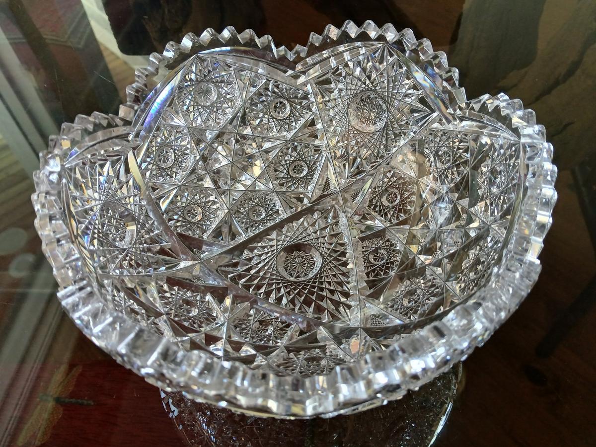 10" Roung 4" Deep Crystal Serving Dish / Crystal Bowl