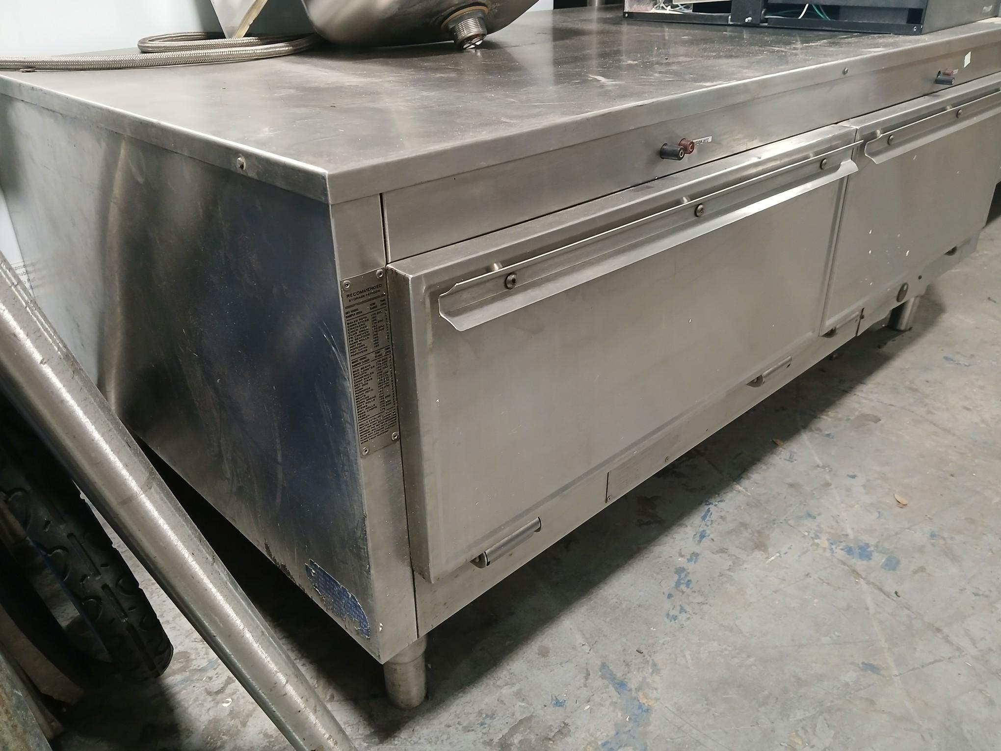 60" Heated Equipment Stand / Stainless Steel Heated Equipment Stand