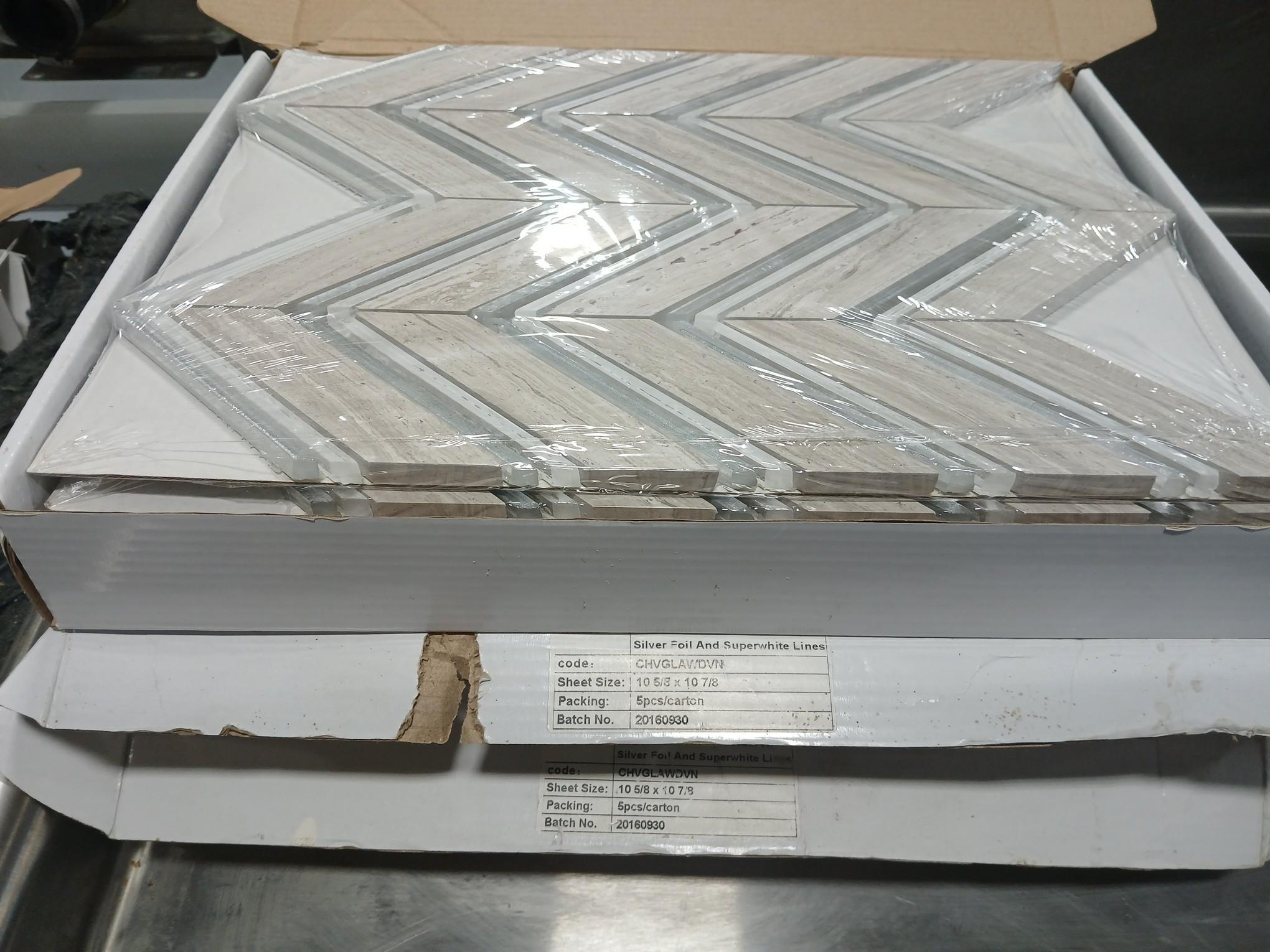 Brand New Glass Tile / Decorative Tile