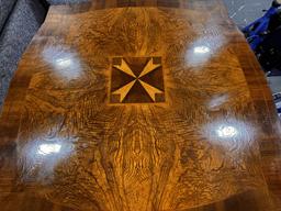 Antique Coffee Table W/ Inlaid Wood / Beautiful Vintage Table