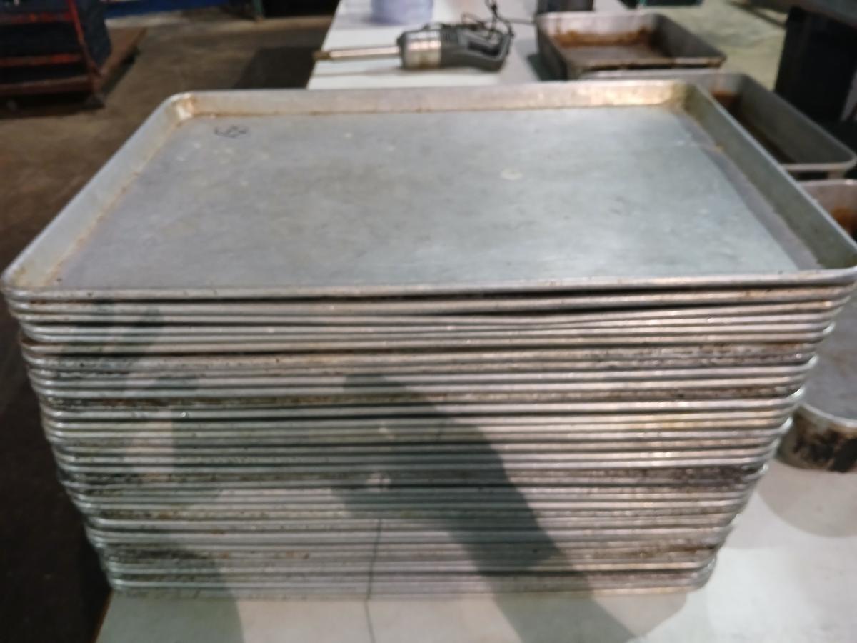 Full Size Sheet Pans - Stackable Sheet Pans / Baking Pans - Please see Pics for additional specs.