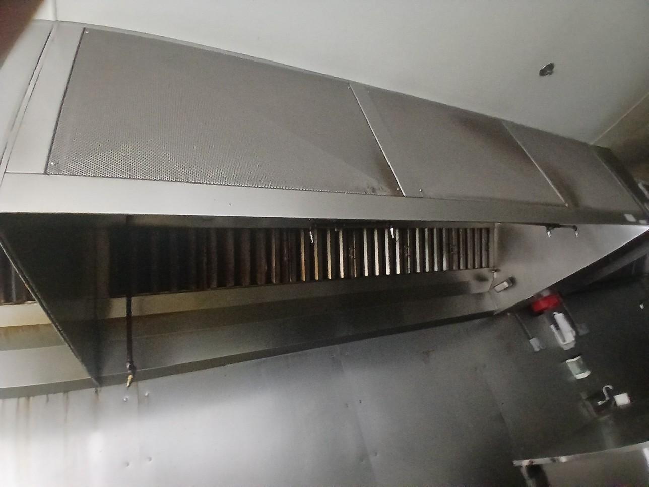 12' Stainless Steel Hood System W/ Ansul System - Make Up Air & Fan - Please see pics for additional