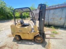 YALE GLC060RDNU Solid Tire 3 Stage Fork Lift - LP Gas Lift (Non-Operationao - No Key - AS IS) Please