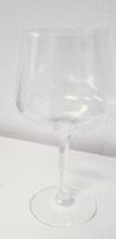 White wine glasses