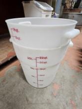 22Qt Measuring Containers
