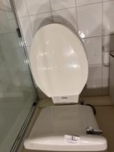 Universal Toilet