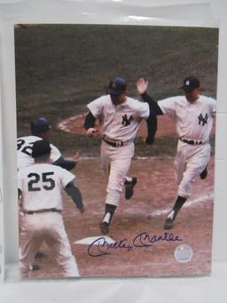 Mickey Mantle of the NY Yankees signed autographed 8x10 photo GFA Holographic Sticker 060