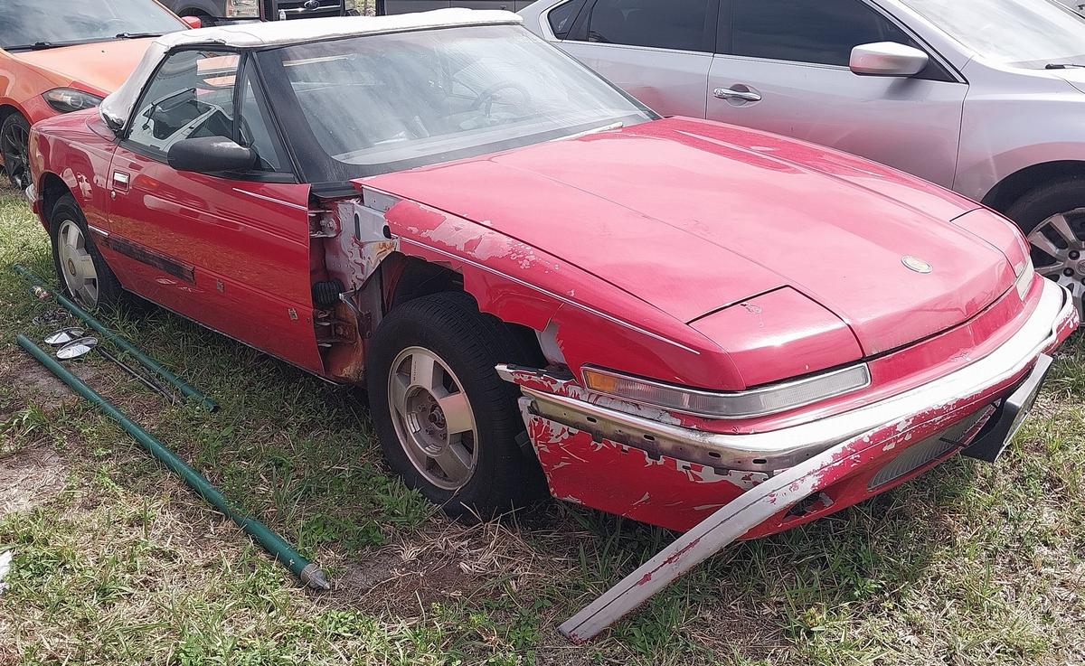 1990 Red Buick Reatta Convertible - Runs