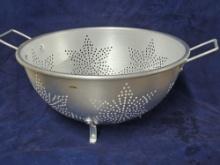 BRAND NEW S/S Colanders