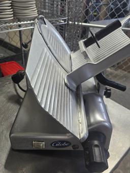 Globe G10 10" Meat Slicer - No Sharpener (missing two feet)